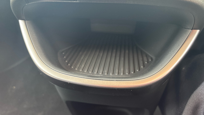 Hyundai INSTER 71kW 01 42kWh 5dr Auto Electric Hatchback